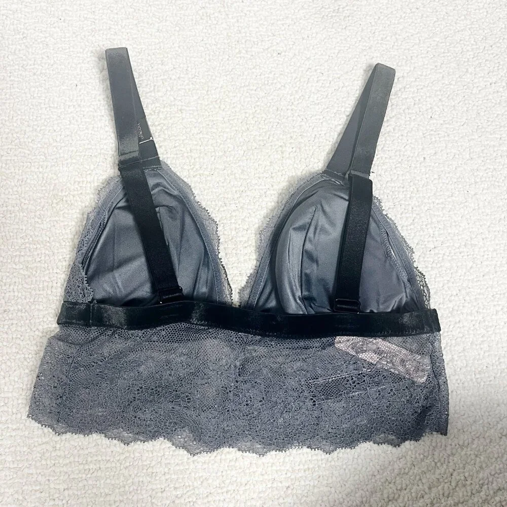 2/$30 Victoria's Secret Gray Lace Bralette XS